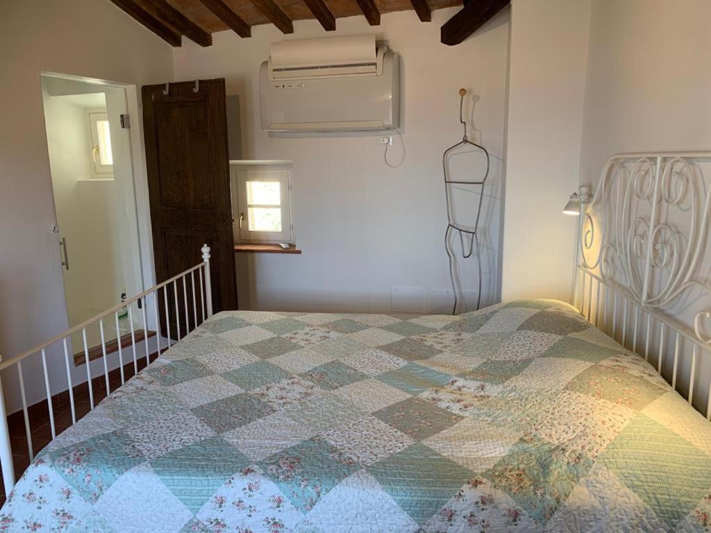 In Piazza Casale Marittimo Apartment Bagian luar foto